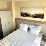 Private Stamopolu Lux Aparthotel 4*