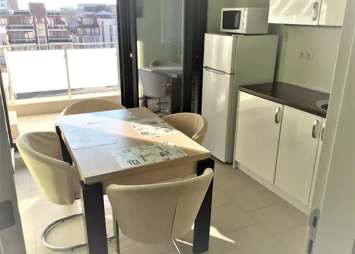 Private Stamopolu Lux פרימורסקו