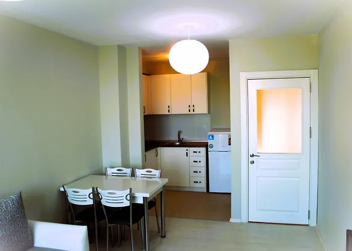 Private Stamopolu Lux מלון דירות פרימורסקו