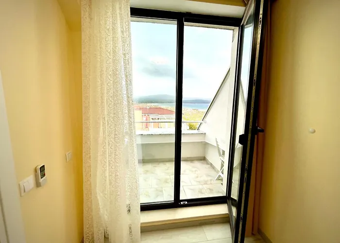 Private Stamopolu Lux פרימורסקו