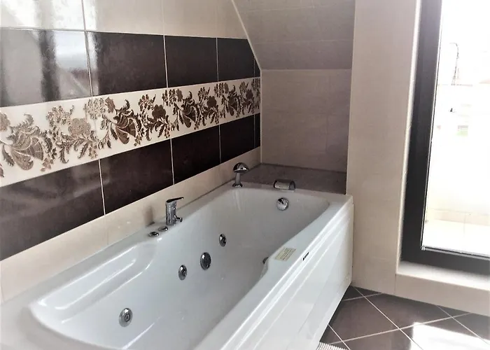 Private Stamopolu Lux